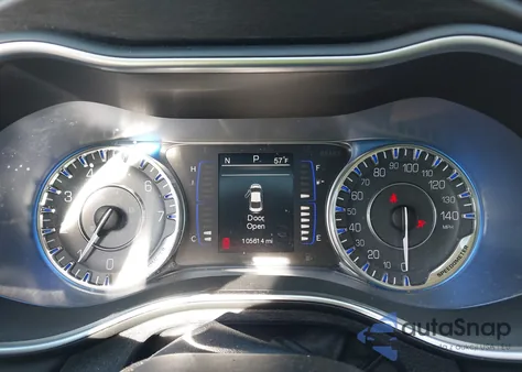 2015 Chrysler 200 Limited из США, поврежденный, VIN 1C3CCCAB6FN758379